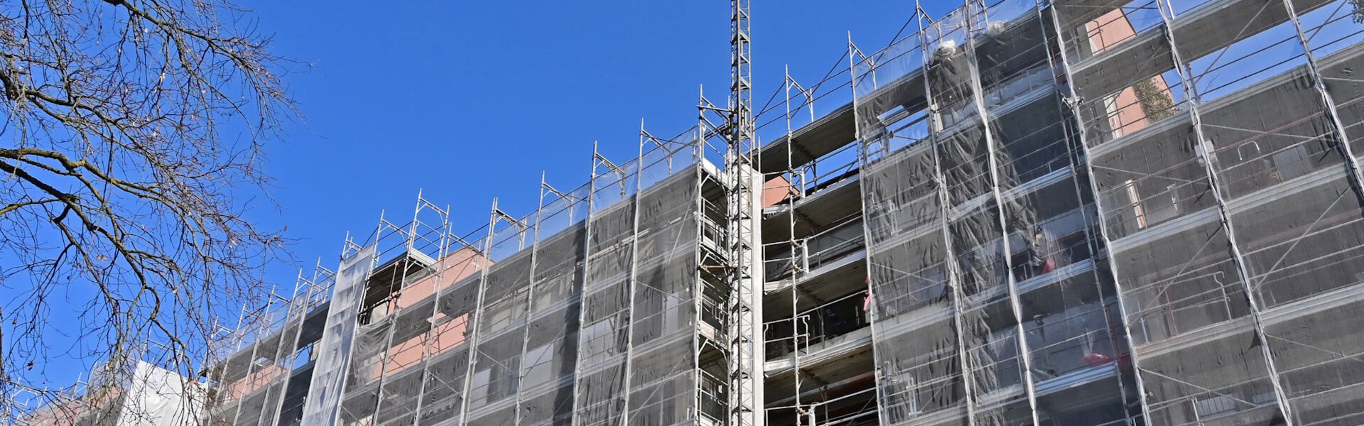 LATO Hamburg Gerüstbau GmbH  Schutzgerüste